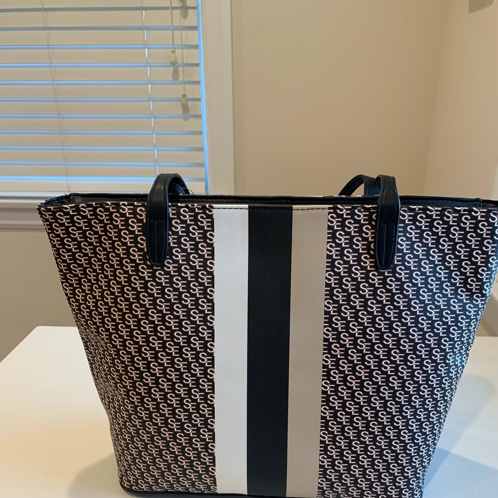 Brand New Sam Edelman Women’s Signature Large Tote